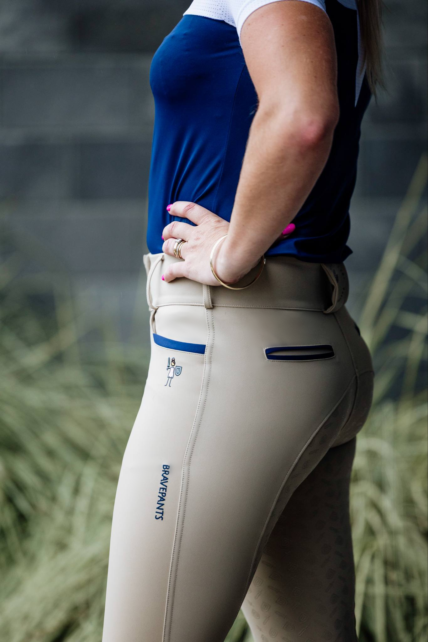 DW Endura Beige Half Seat Grip Breech
